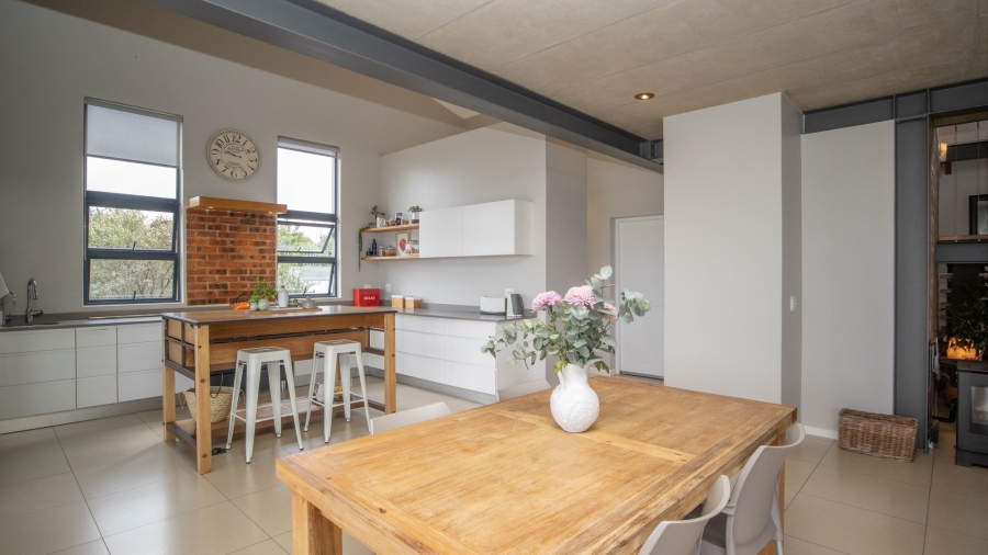 5 Bedroom Property for Sale in The Coves North West